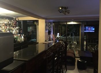 Hotel Bar